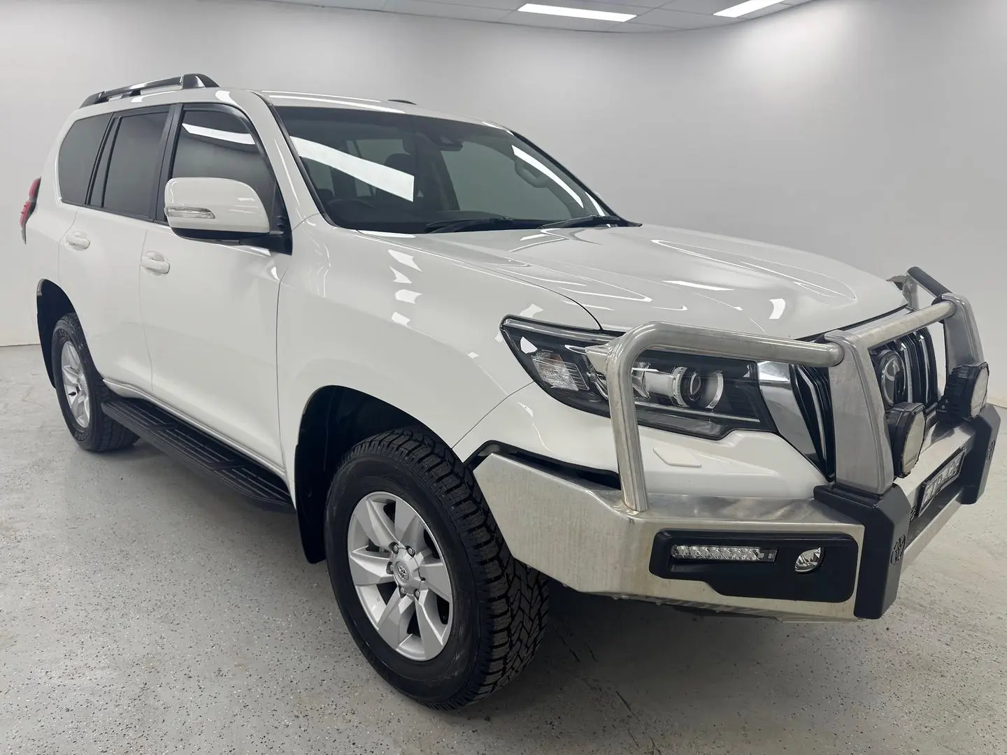 2022 Toyota Landcruiser Prado Gallery Image 1