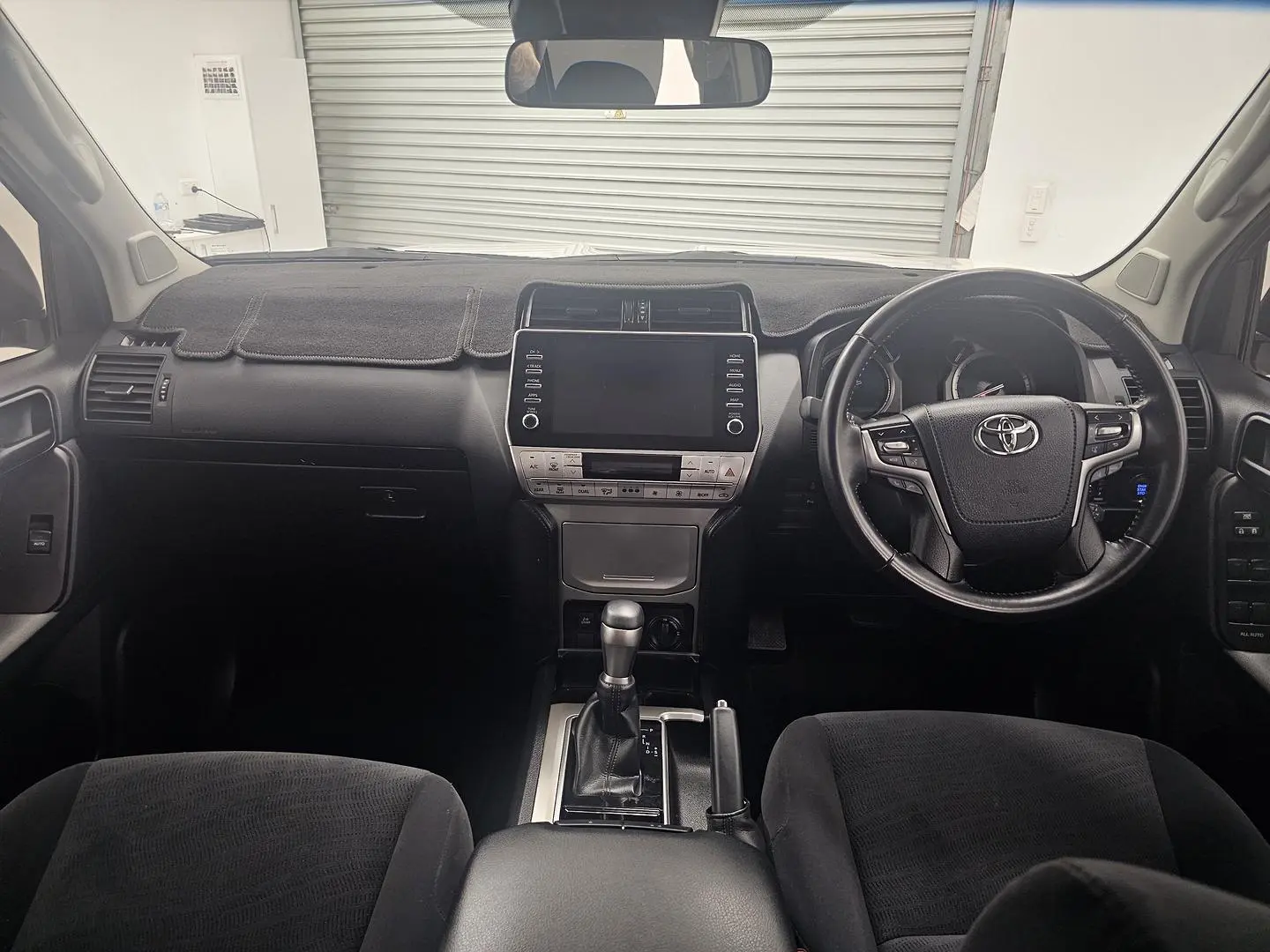 2021 Toyota Landcruiser Prado Gallery Image 30