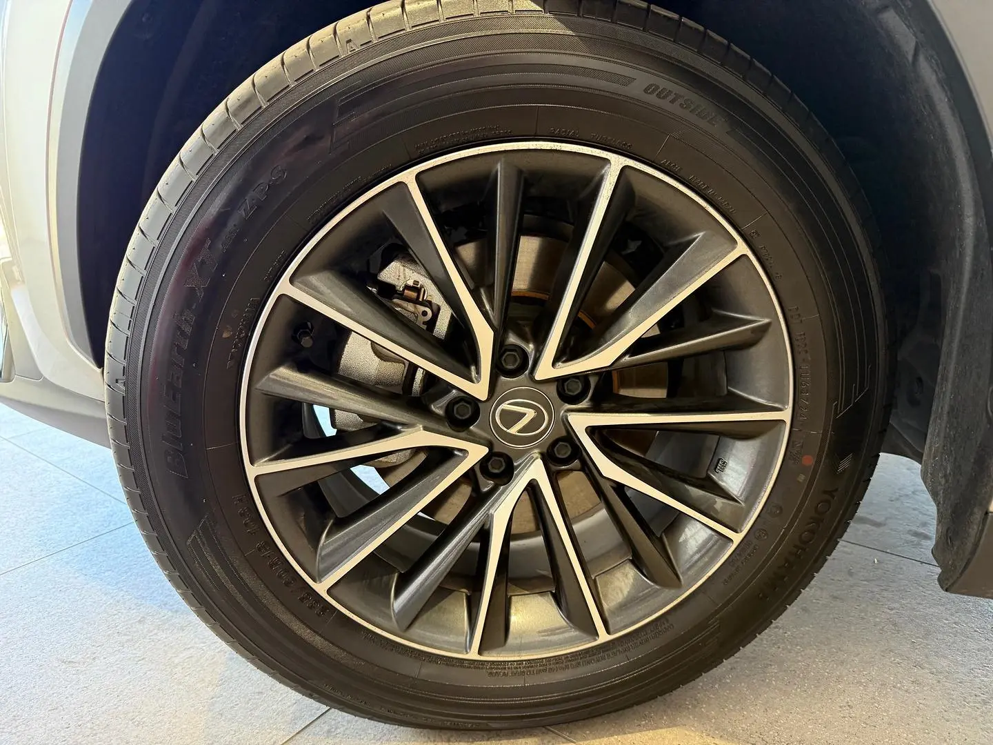 2025 Lexus NX Gallery Image 9