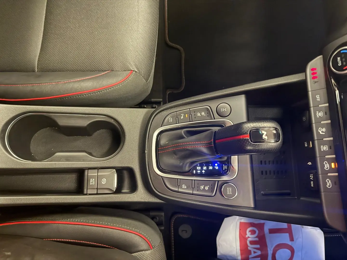 2023 Hyundai Kona Gallery Image 34