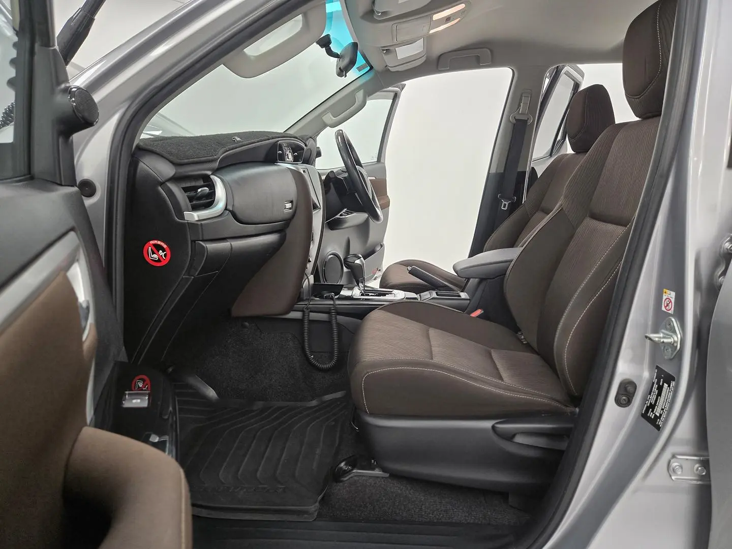 2015 Toyota Fortuner Gallery Image 19