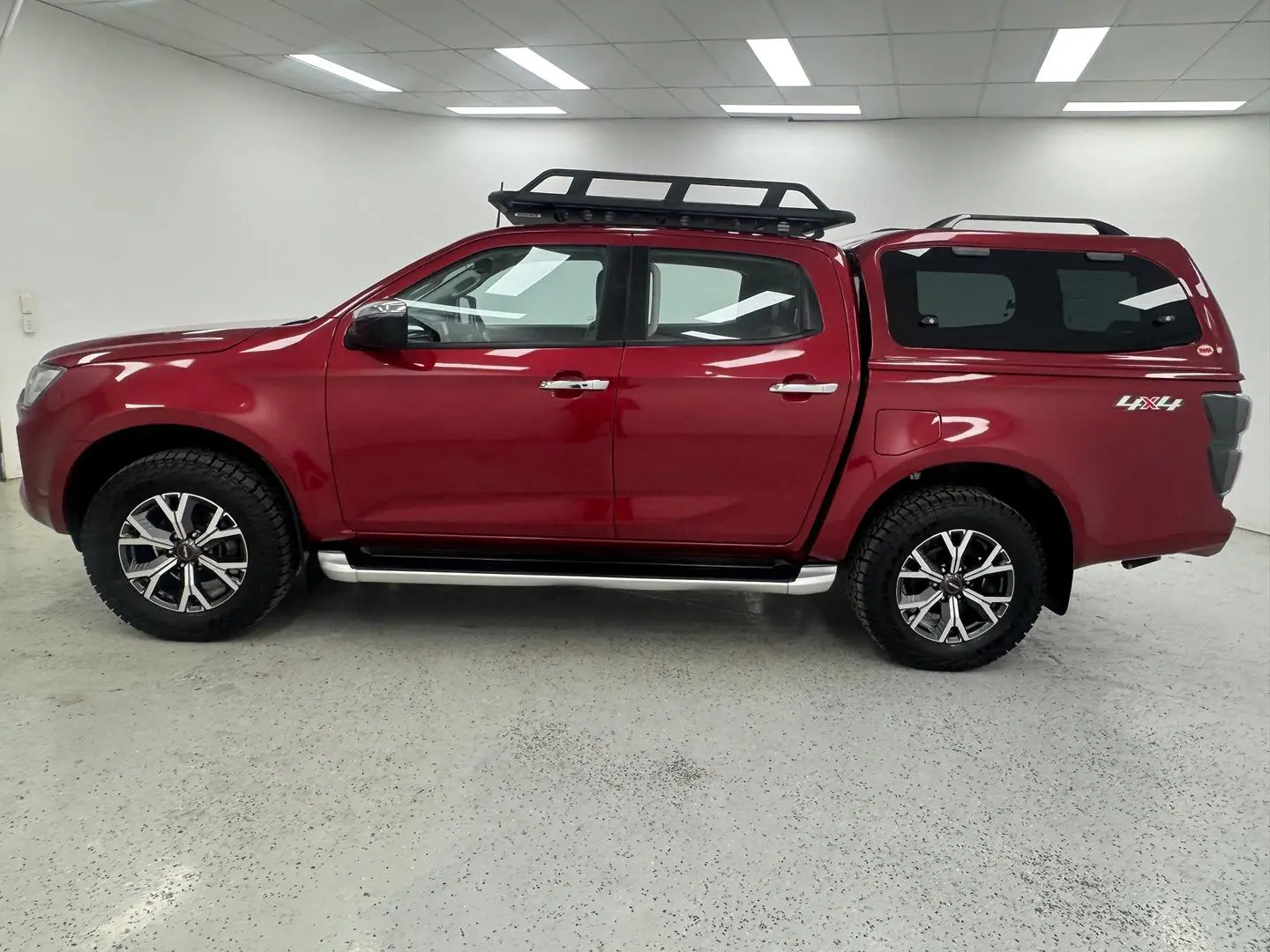 2022 Isuzu D-MAX Gallery Image 5