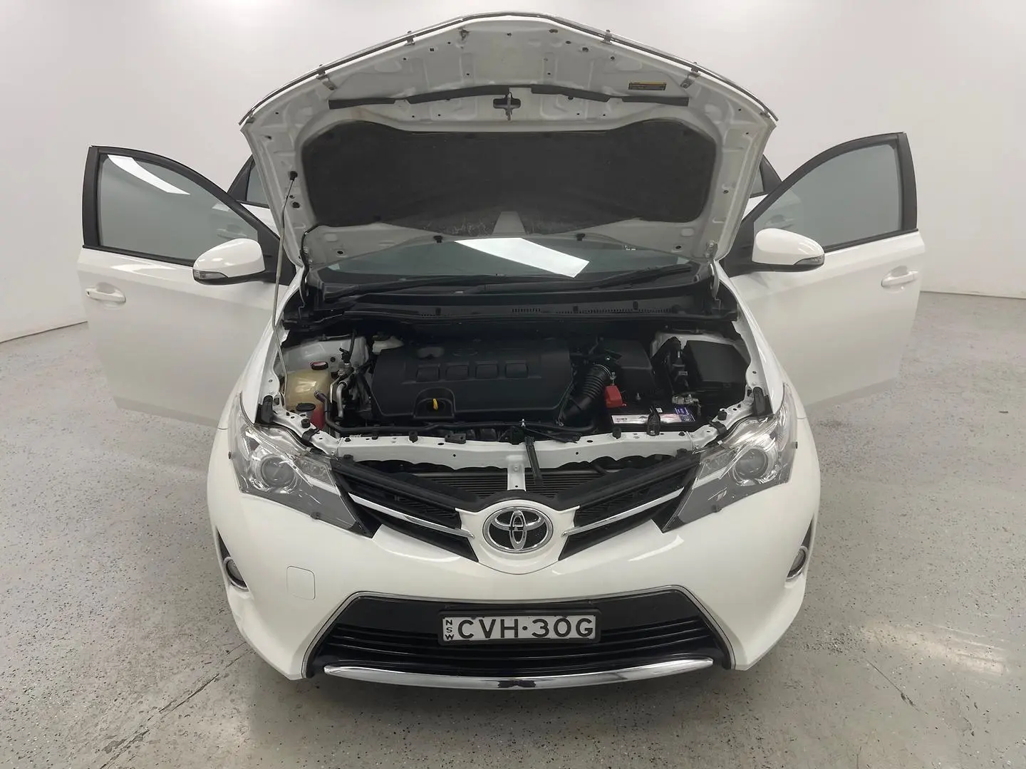 2014 Toyota Corolla Gallery Image 15