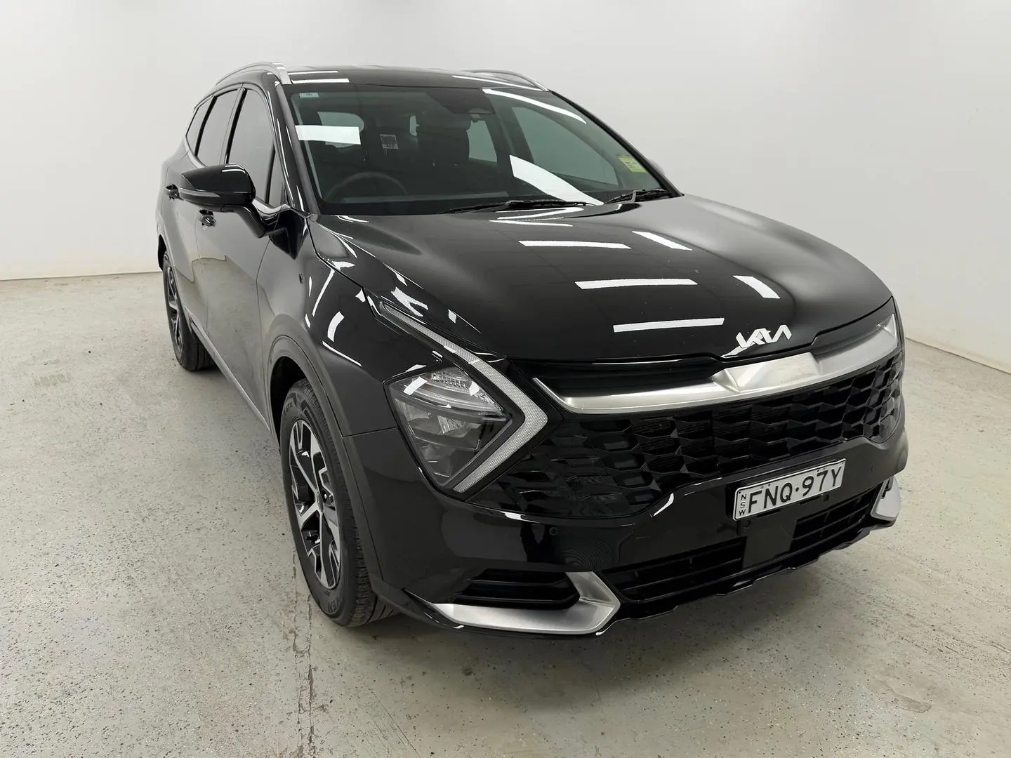 2024 Kia Sportage Gallery Image 1