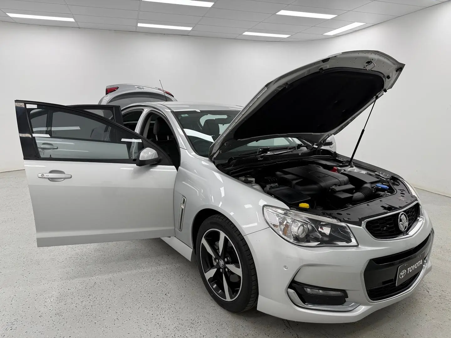 2017 Holden Commodore Gallery Image 20