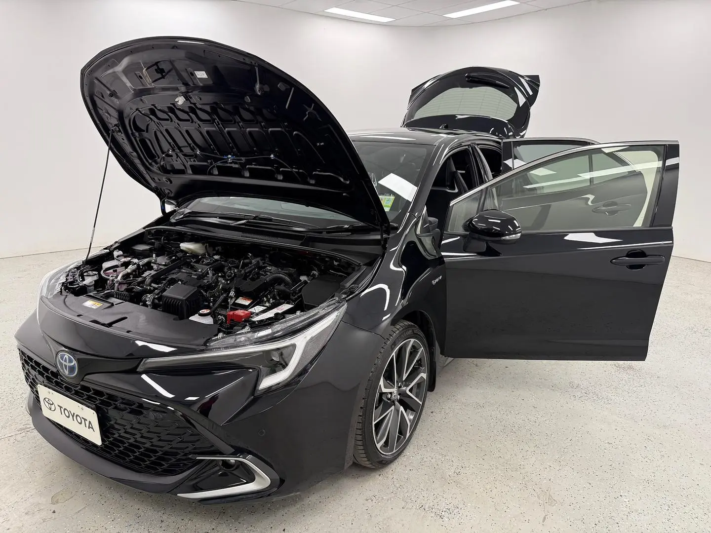 2024 Toyota Corolla Gallery Image 8