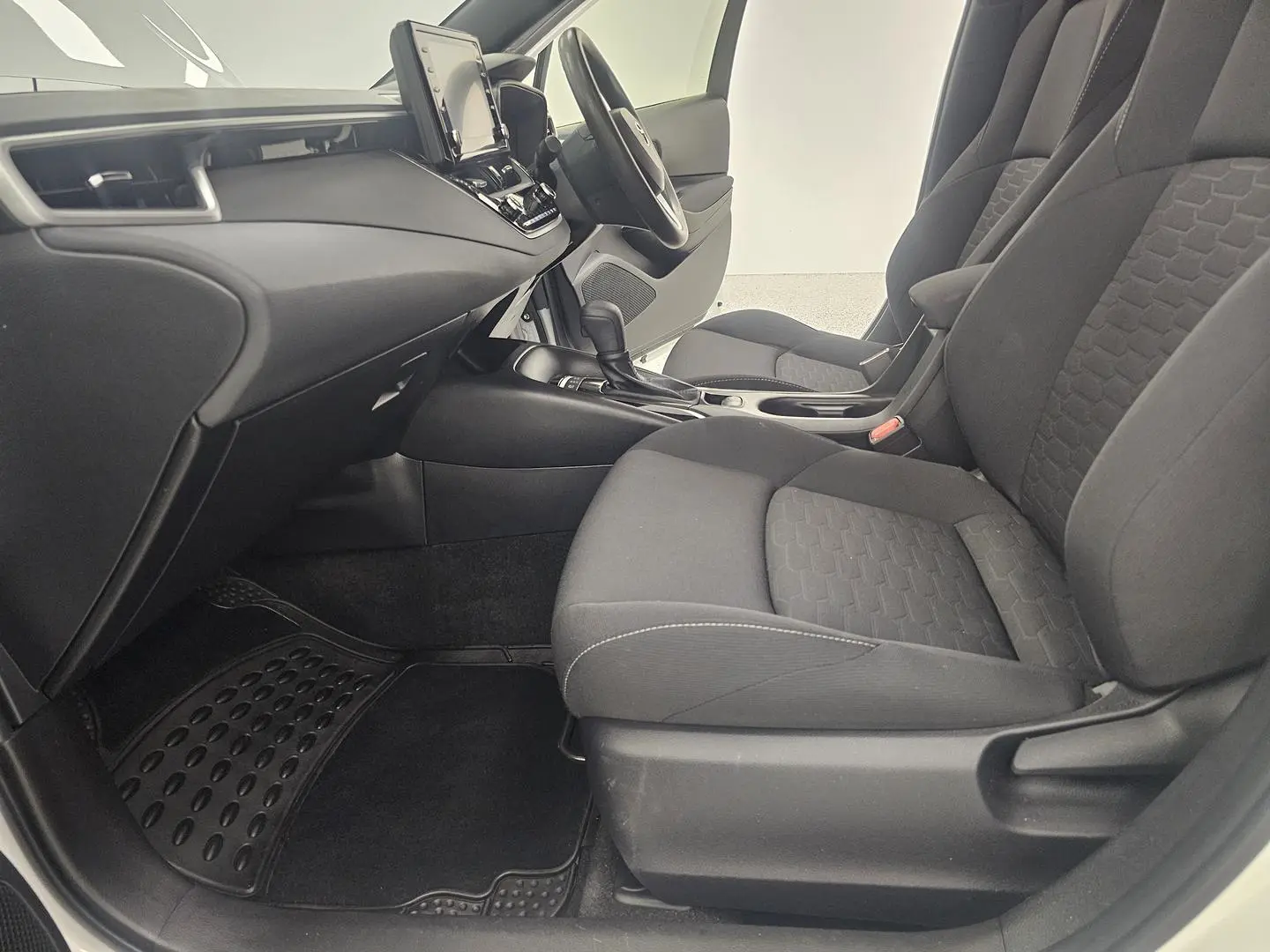 2022 Toyota Corolla Gallery Image 12