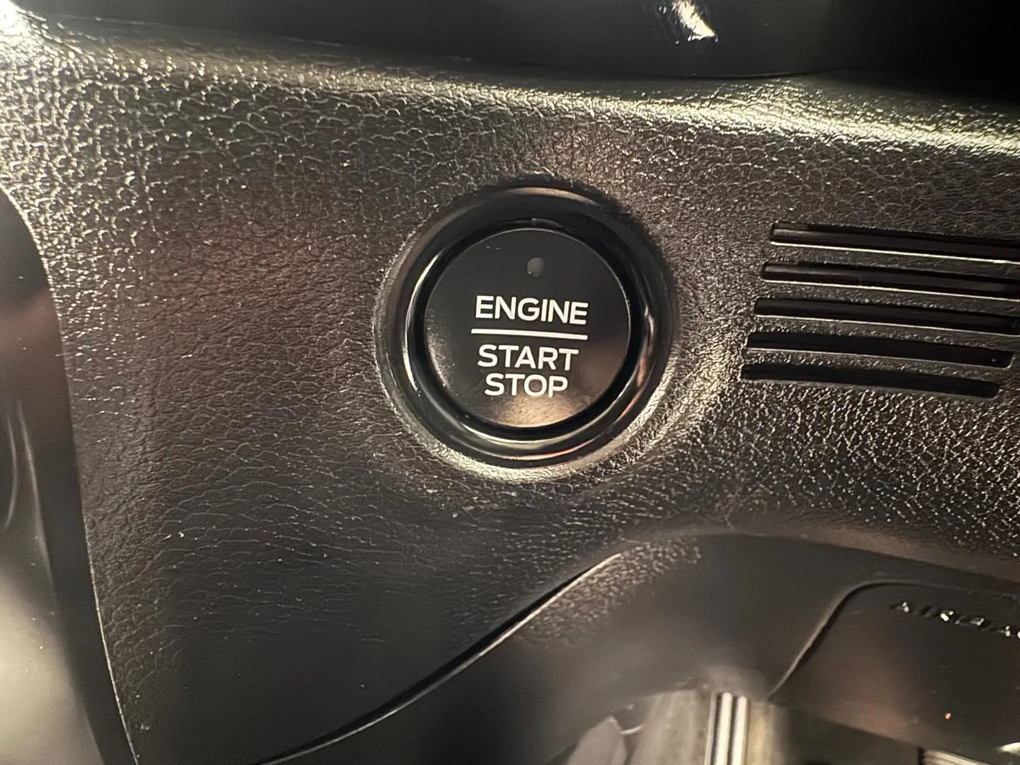 2020 Ford Everest Gallery Image 18
