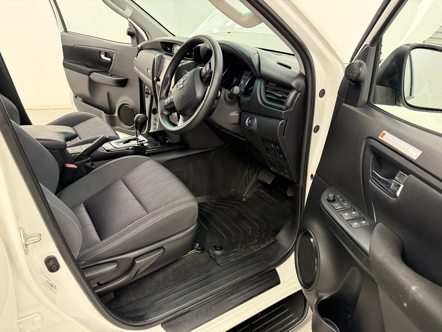 2024 Toyota Fortuner Gallery Image 22