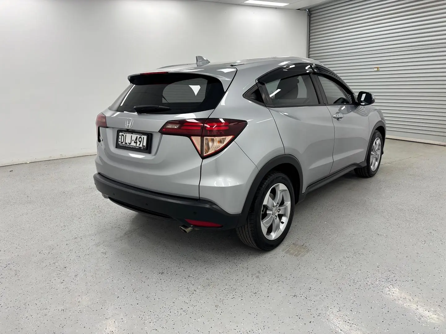 2017 Honda HR-V Gallery Image 3