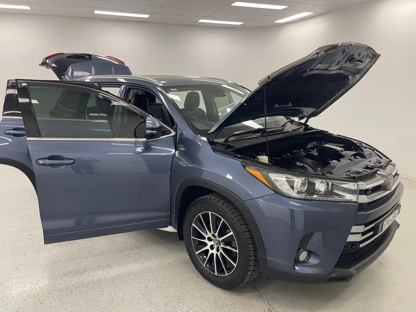 2019 Toyota Kluger Gallery Image 8