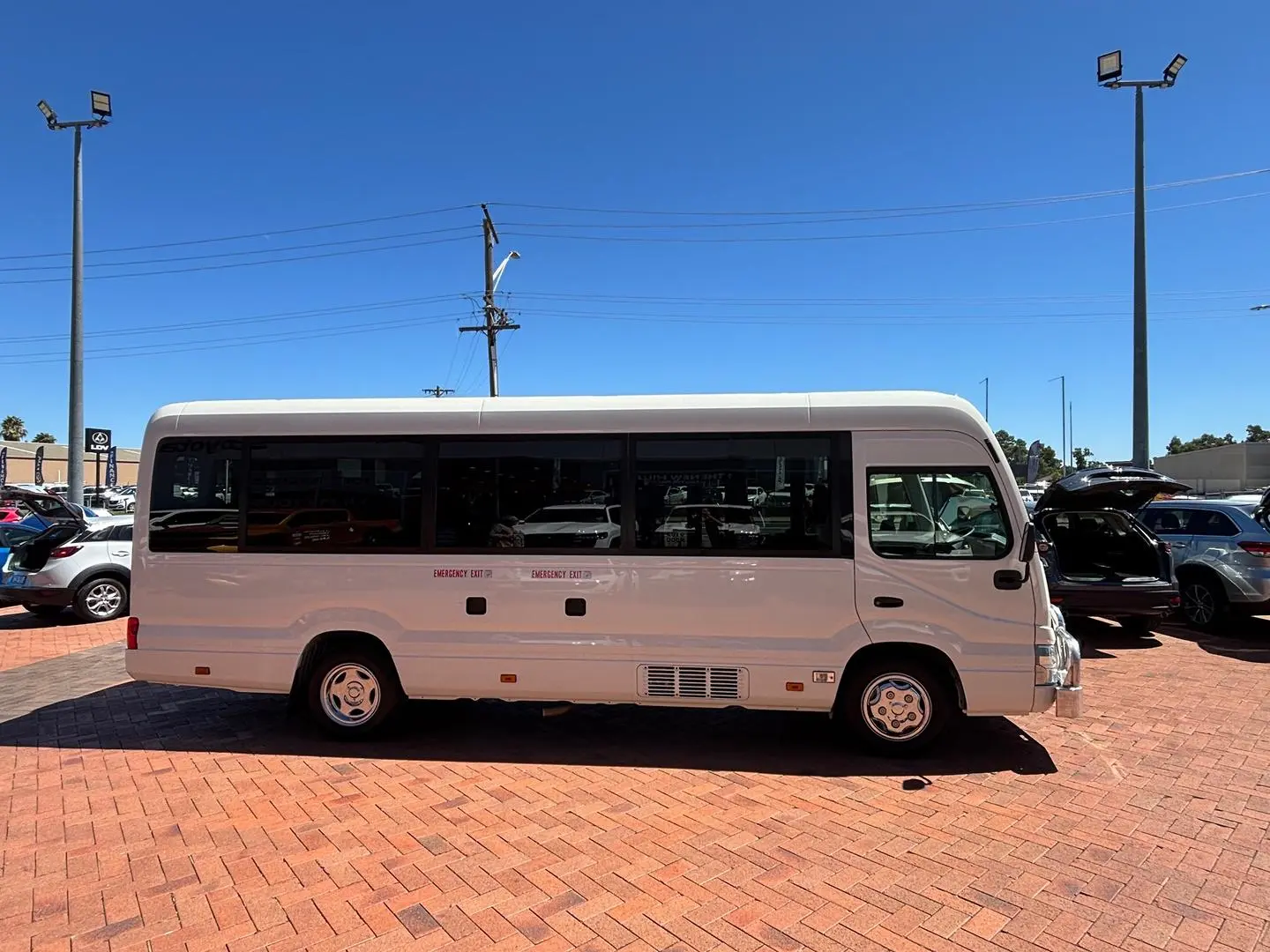 2025 Toyota Coaster Gallery Image 2