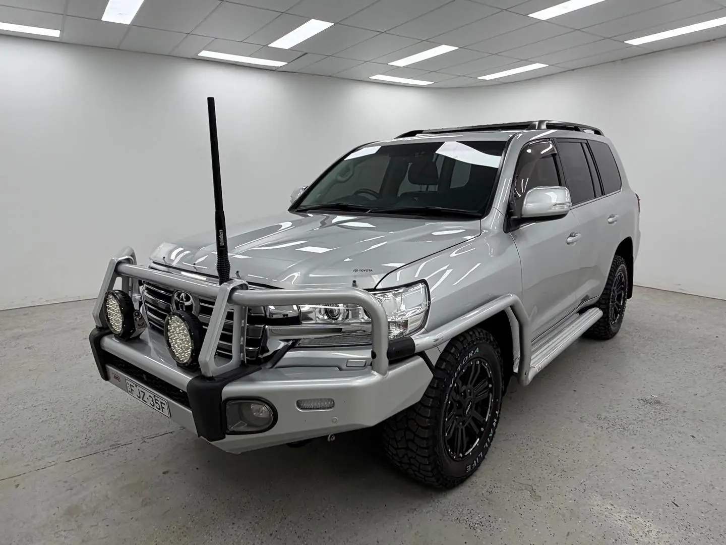 2018 Toyota Landcruiser Gallery Image 6