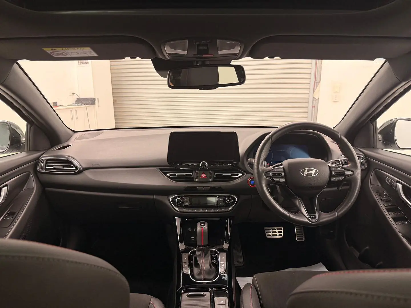 2024 Hyundai i30 Gallery Image 24