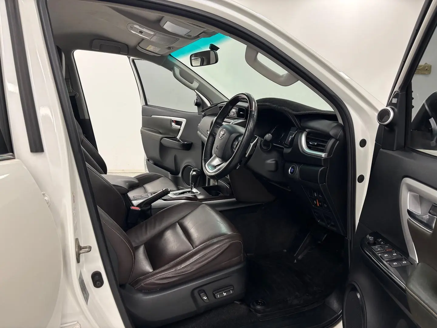 2018 Toyota Fortuner Gallery Image 22