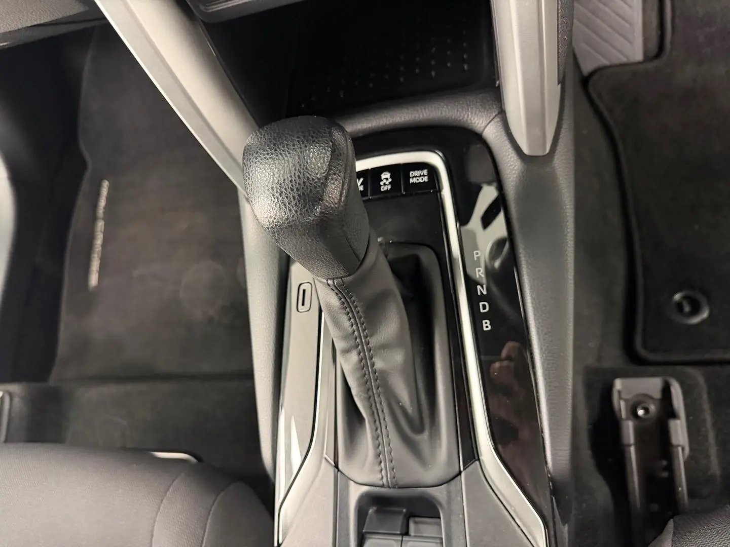 2023 Toyota Corolla Cross Gallery Image 19