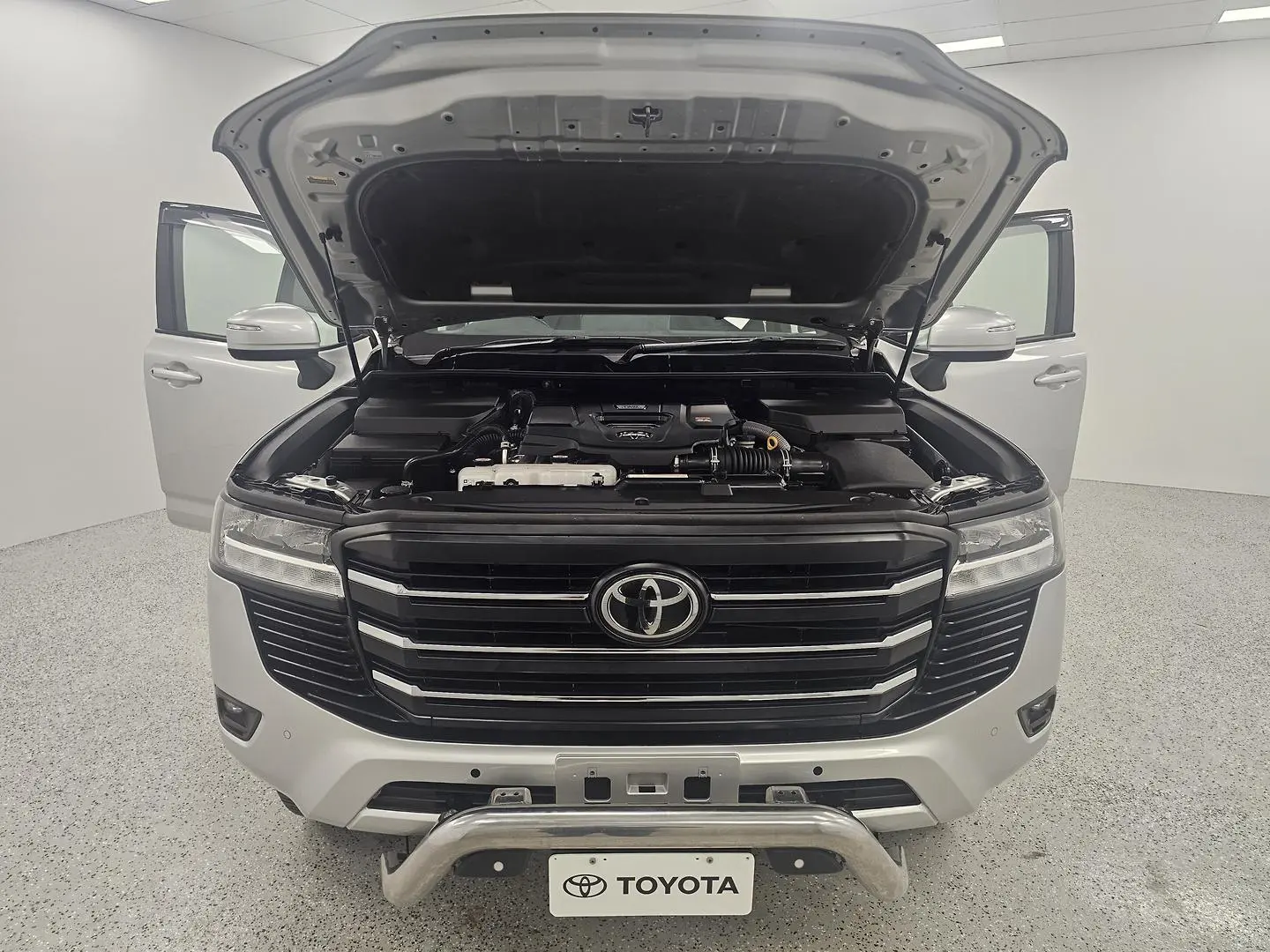 2023 Toyota Landcruiser Gallery Image 27