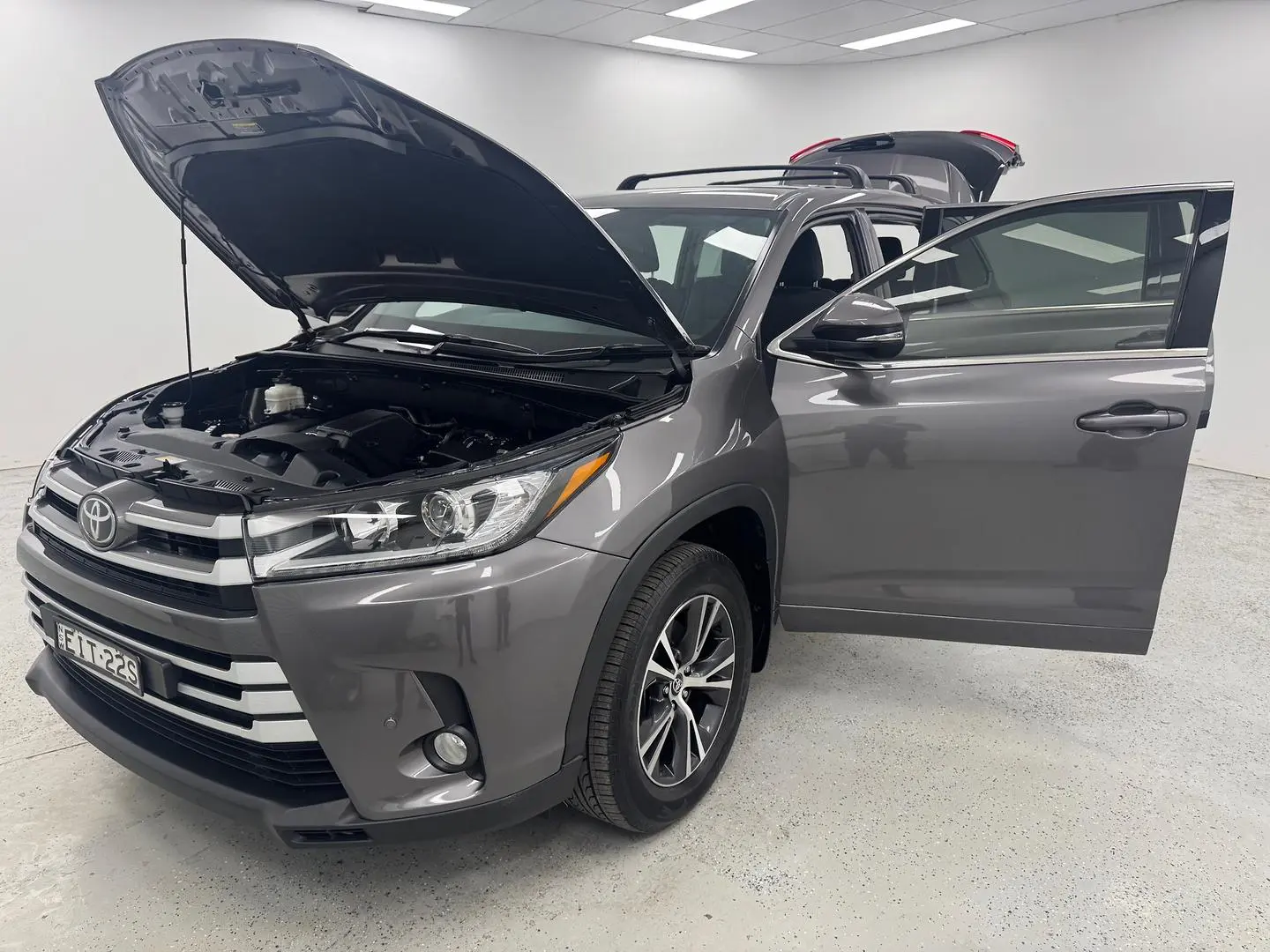 2019 Toyota Kluger Gallery Image 12