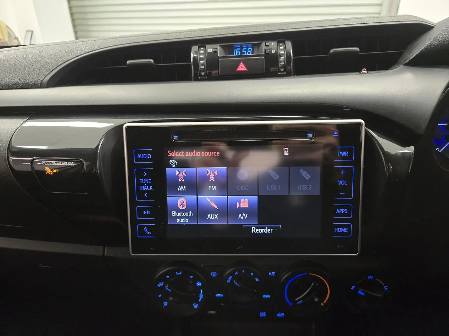 2019 Toyota Hilux Gallery Image 28