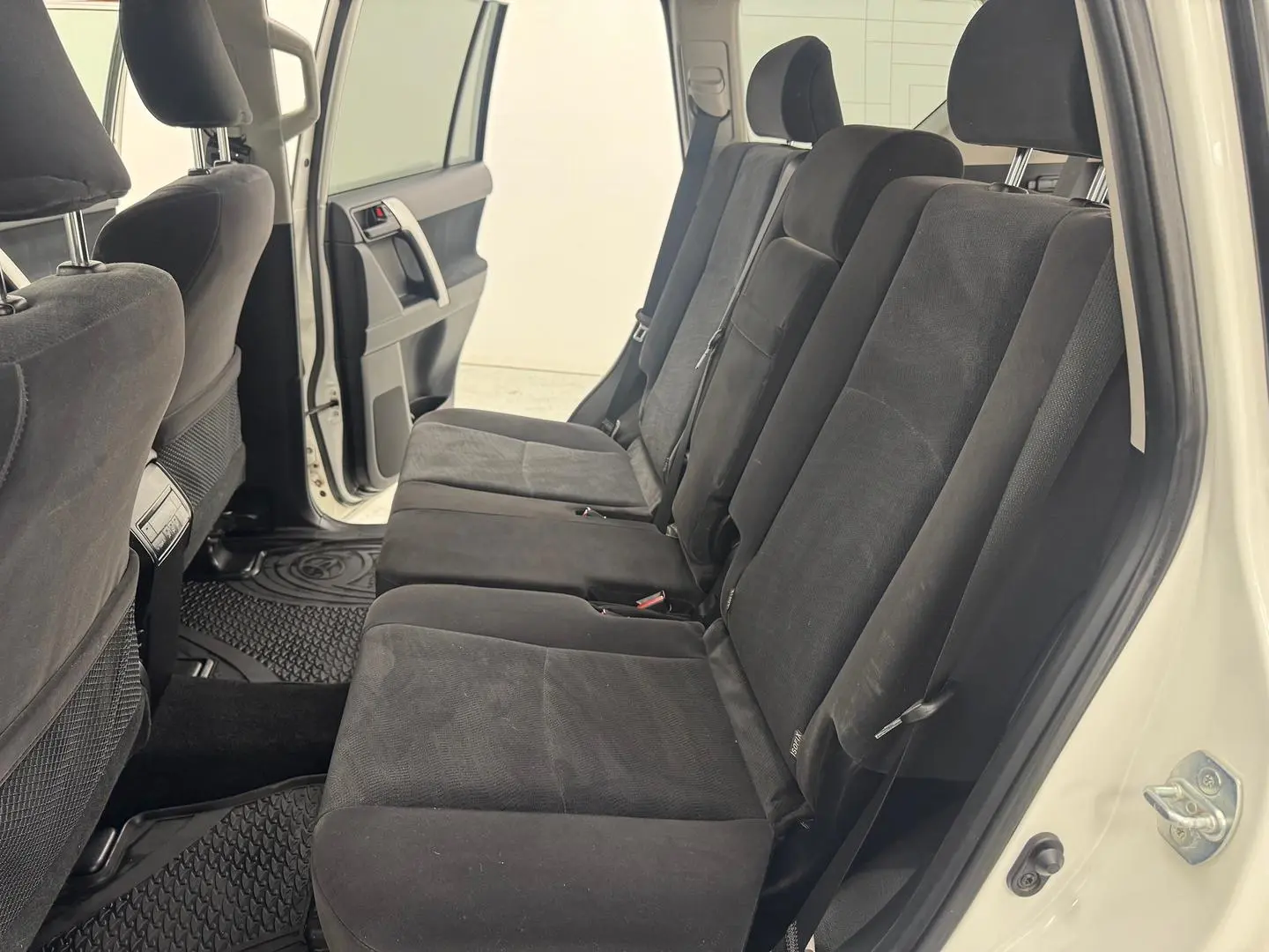 2018 Toyota Landcruiser Prado Gallery Image 28