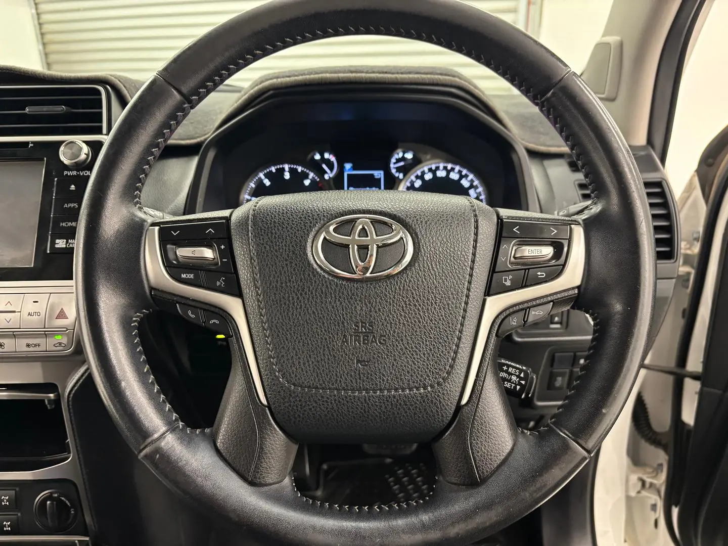 2018 Toyota Landcruiser Prado Gallery Image 27