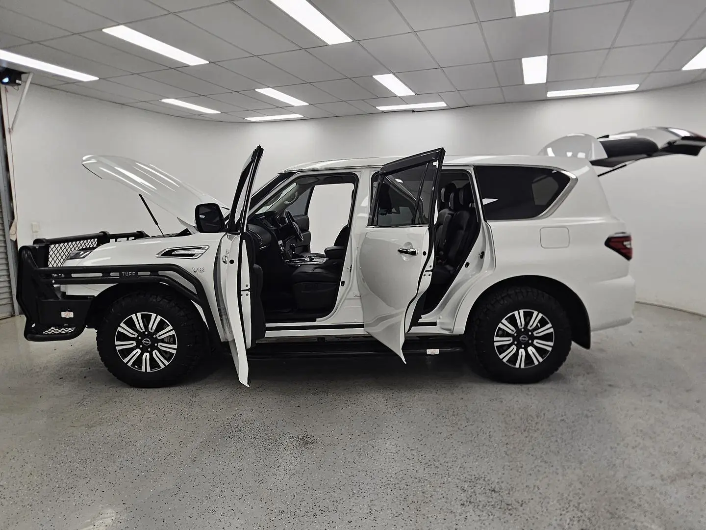 2024 Nissan Patrol Gallery Image 10