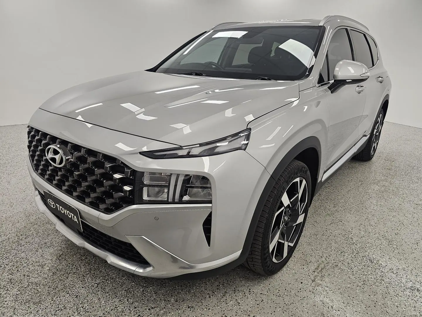 2022 Hyundai Santa Fe Gallery Image 7