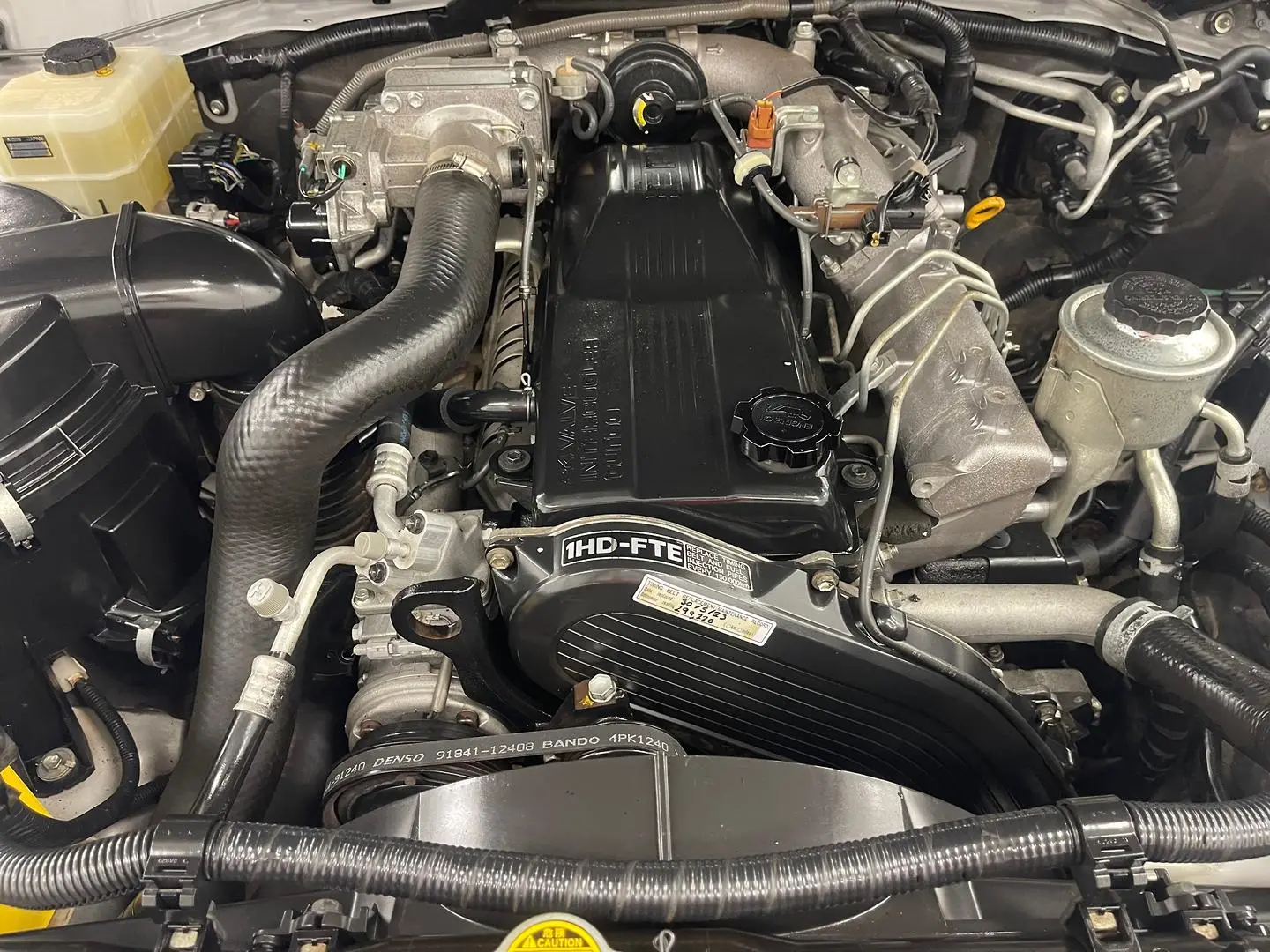 2006 Toyota Landcruiser Gallery Image 16