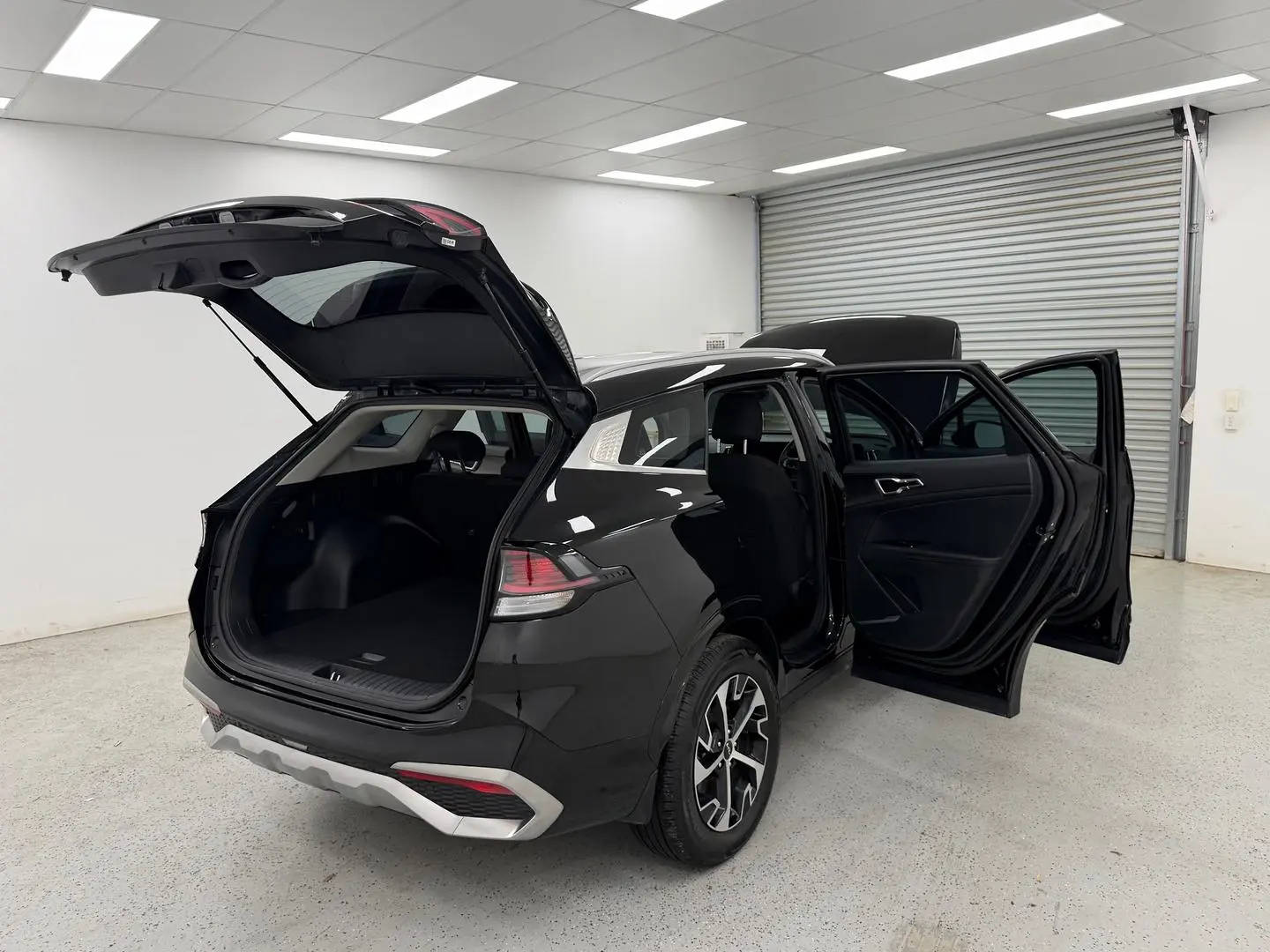 2024 Kia Sportage Gallery Image 9