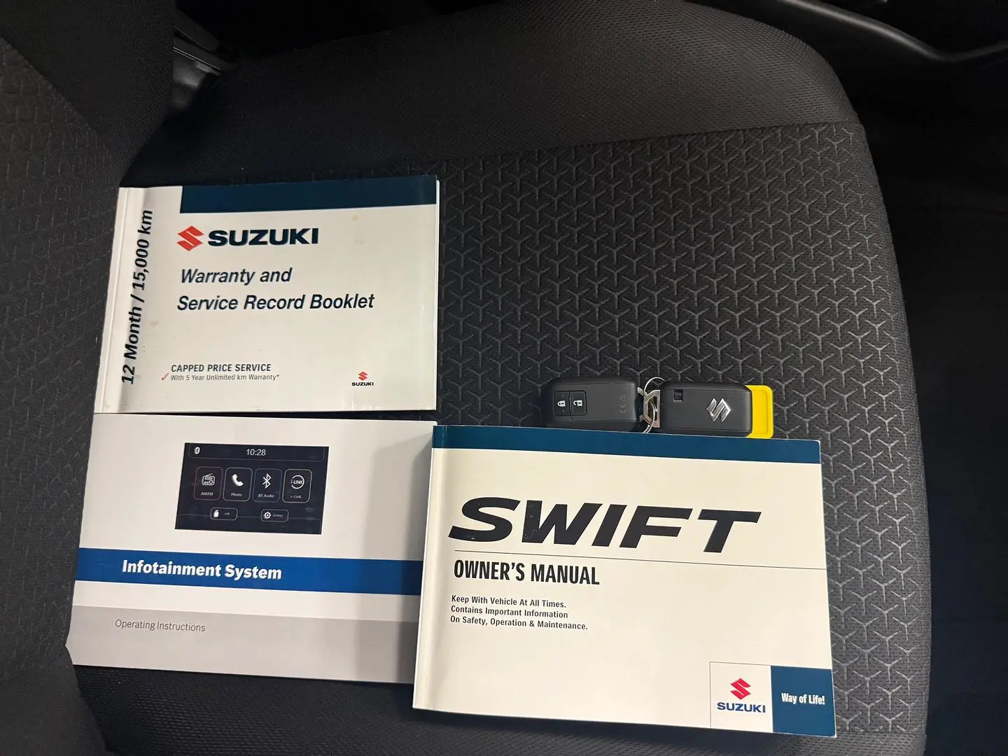 2022 Suzuki Swift Gallery Image 34