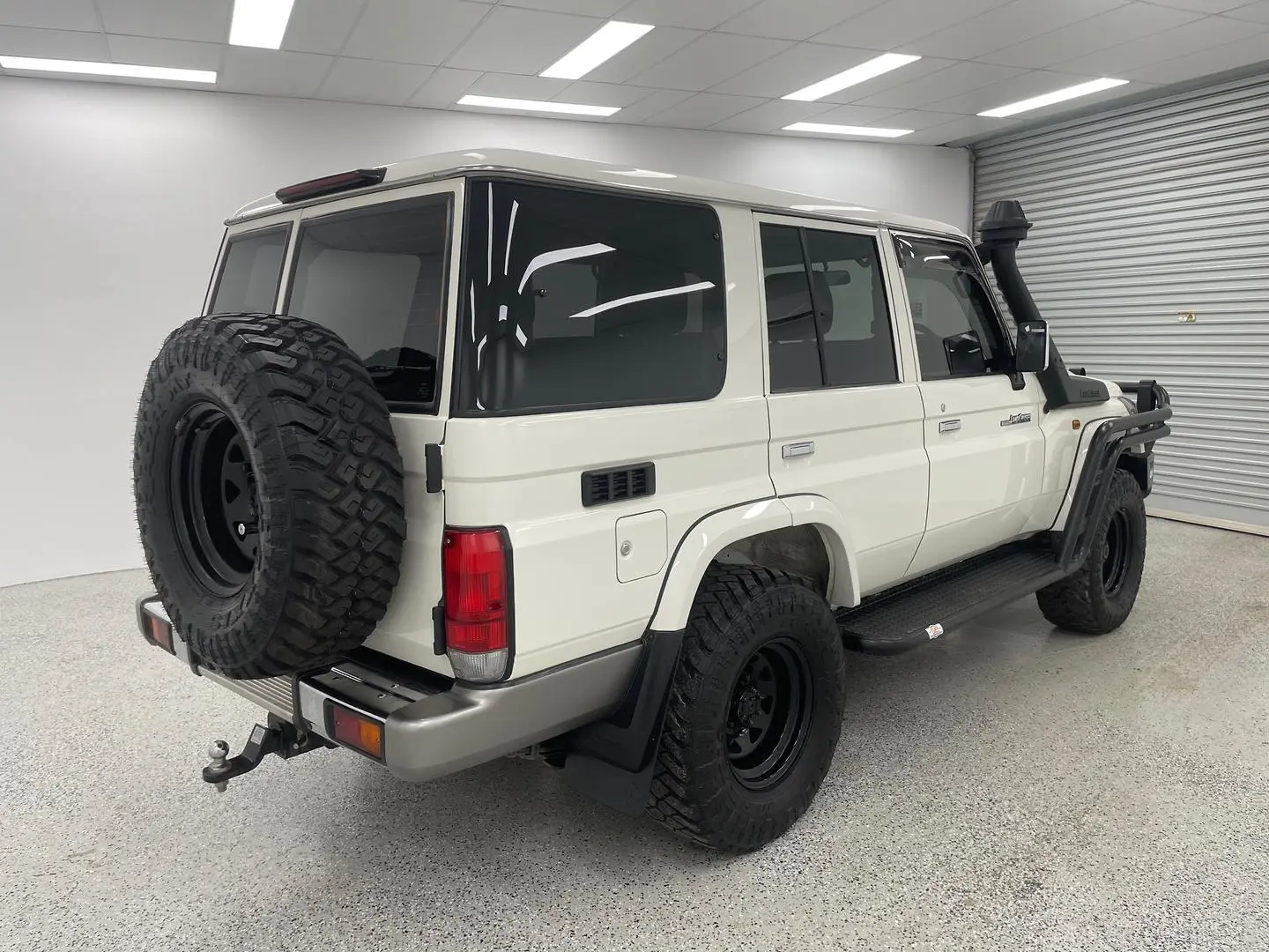 2022 Toyota Landcruiser Gallery Image 3