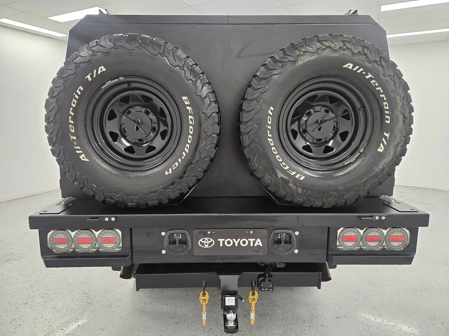 2020 Toyota Landcruiser Gallery Image 4