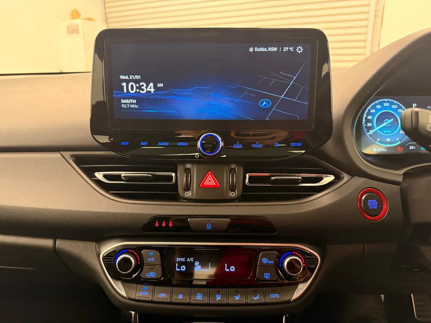 2024 Hyundai i30 Gallery Image 32