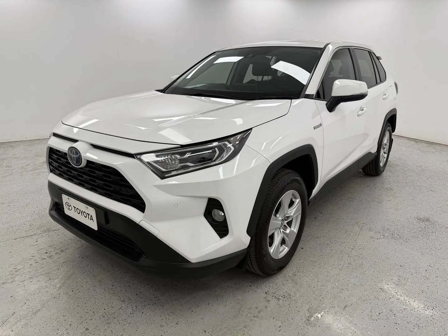 2020 Toyota RAV4 Gallery Image 7