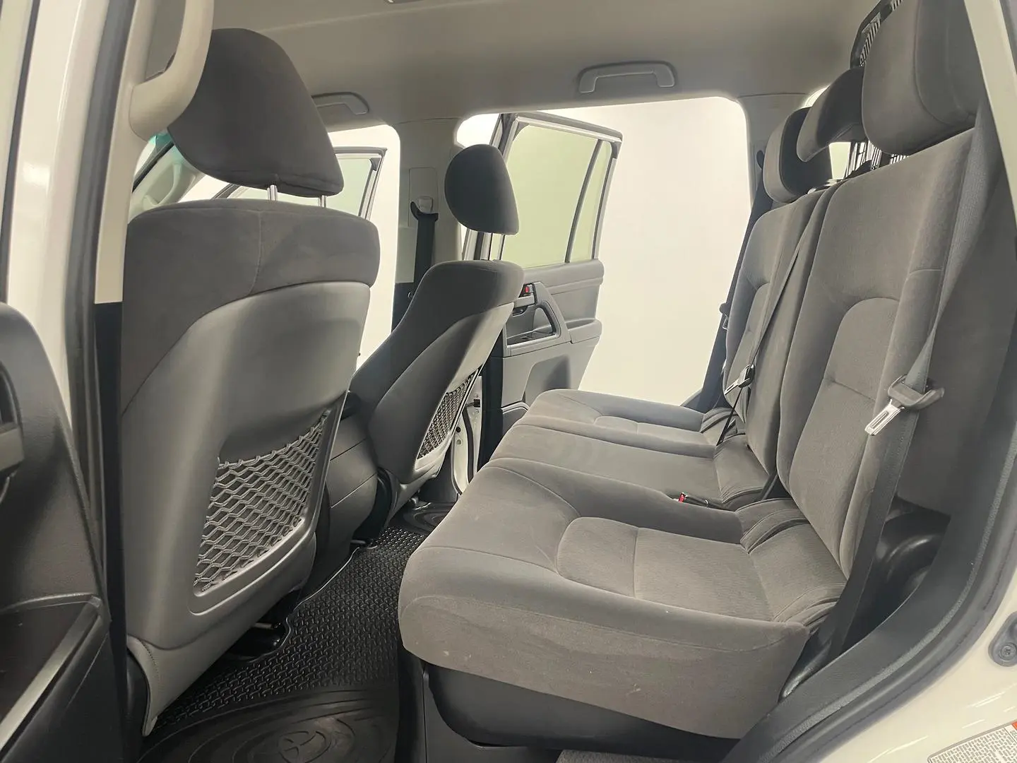 2020 Toyota Landcruiser Gallery Image 19