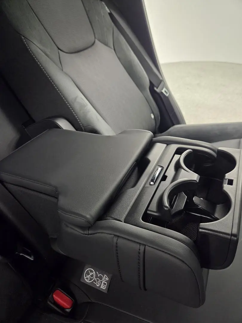 2025 Lexus RX Gallery Image 41