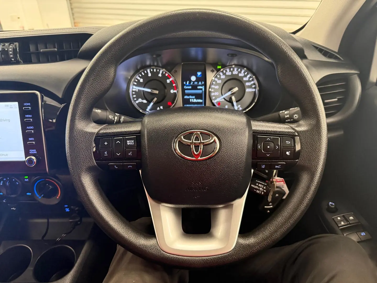 2024 Toyota Hilux Gallery Image 25
