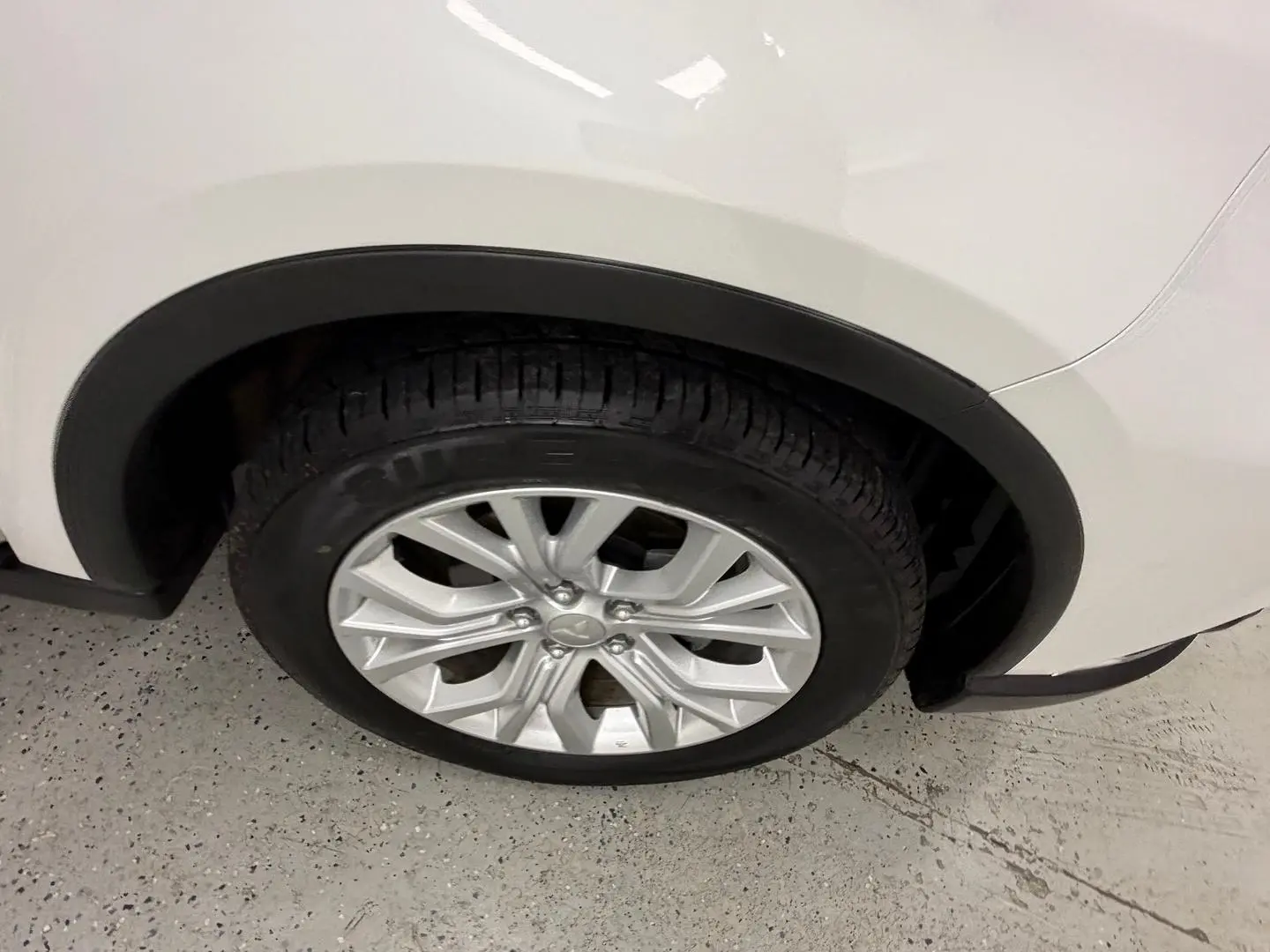 2020 Mitsubishi Outlander Gallery Image 15