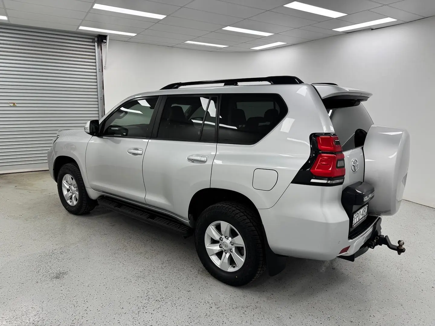 2021 Toyota Landcruiser Prado Gallery Image 4