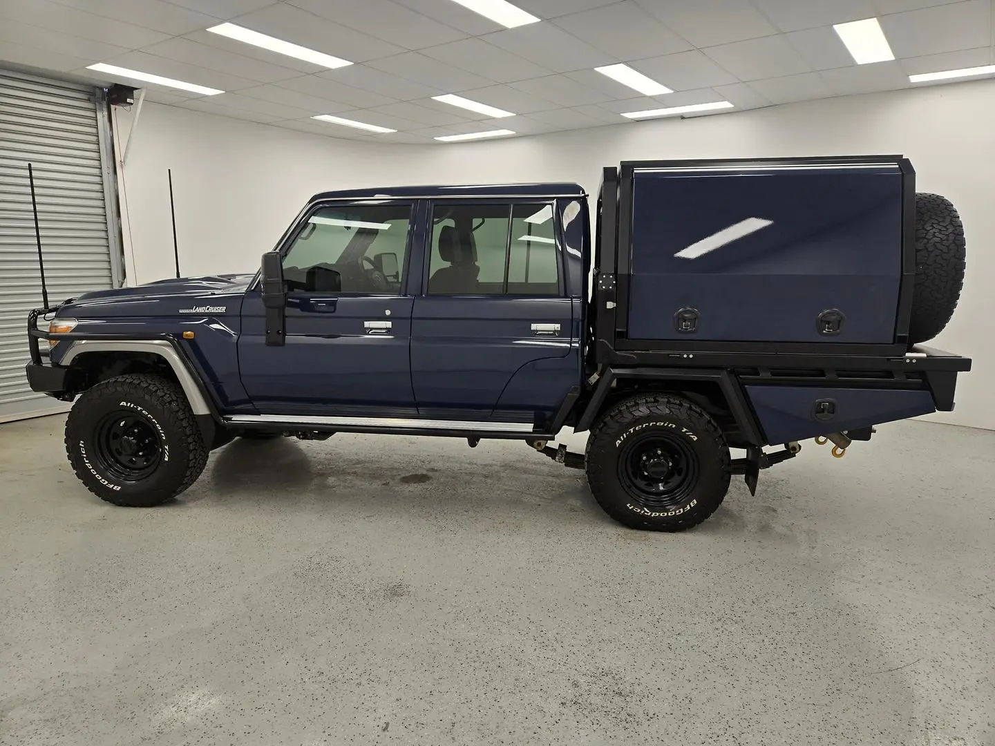 2020 Toyota Landcruiser Gallery Image 6