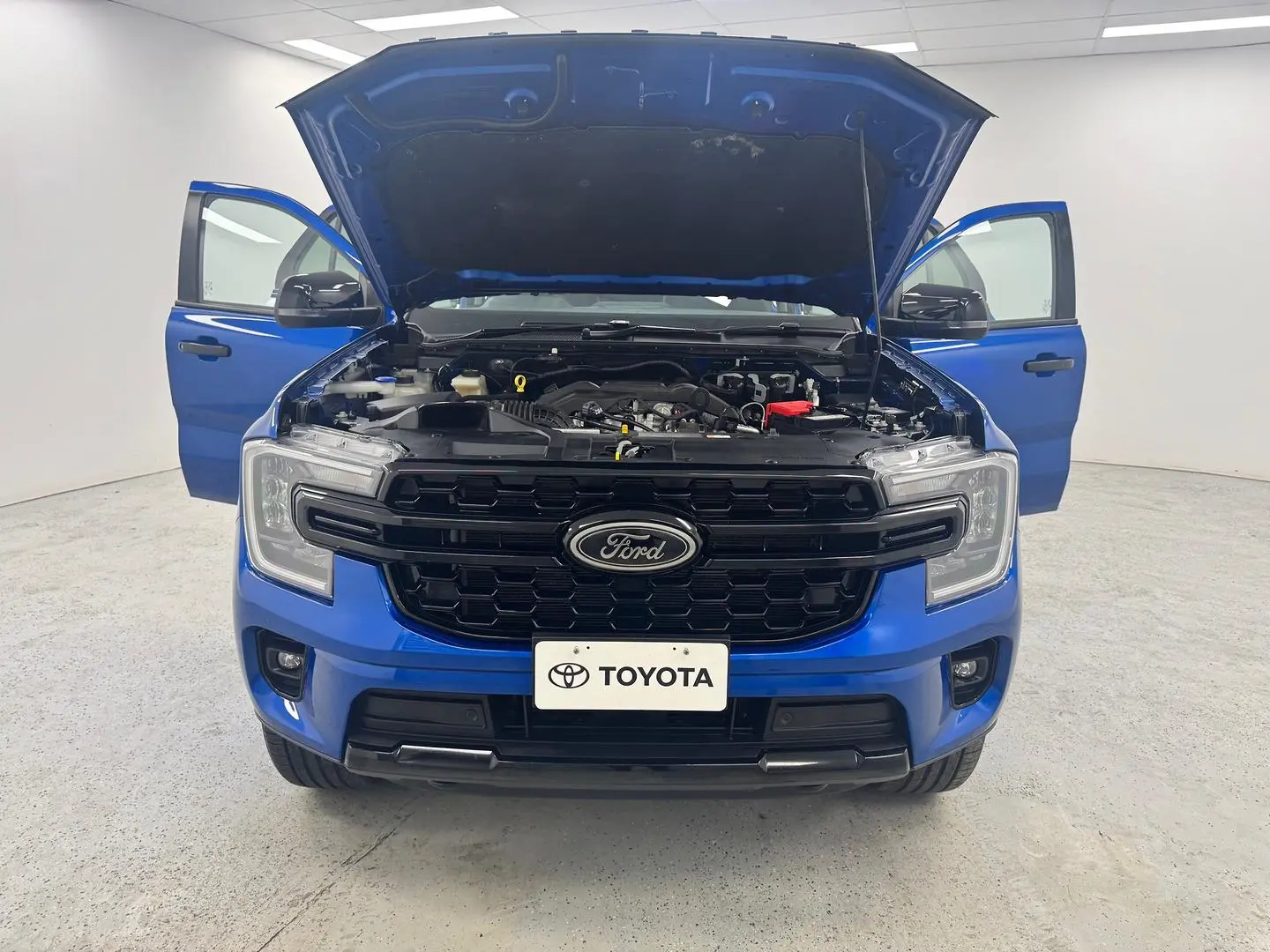 2023 Ford Everest Gallery Image 13