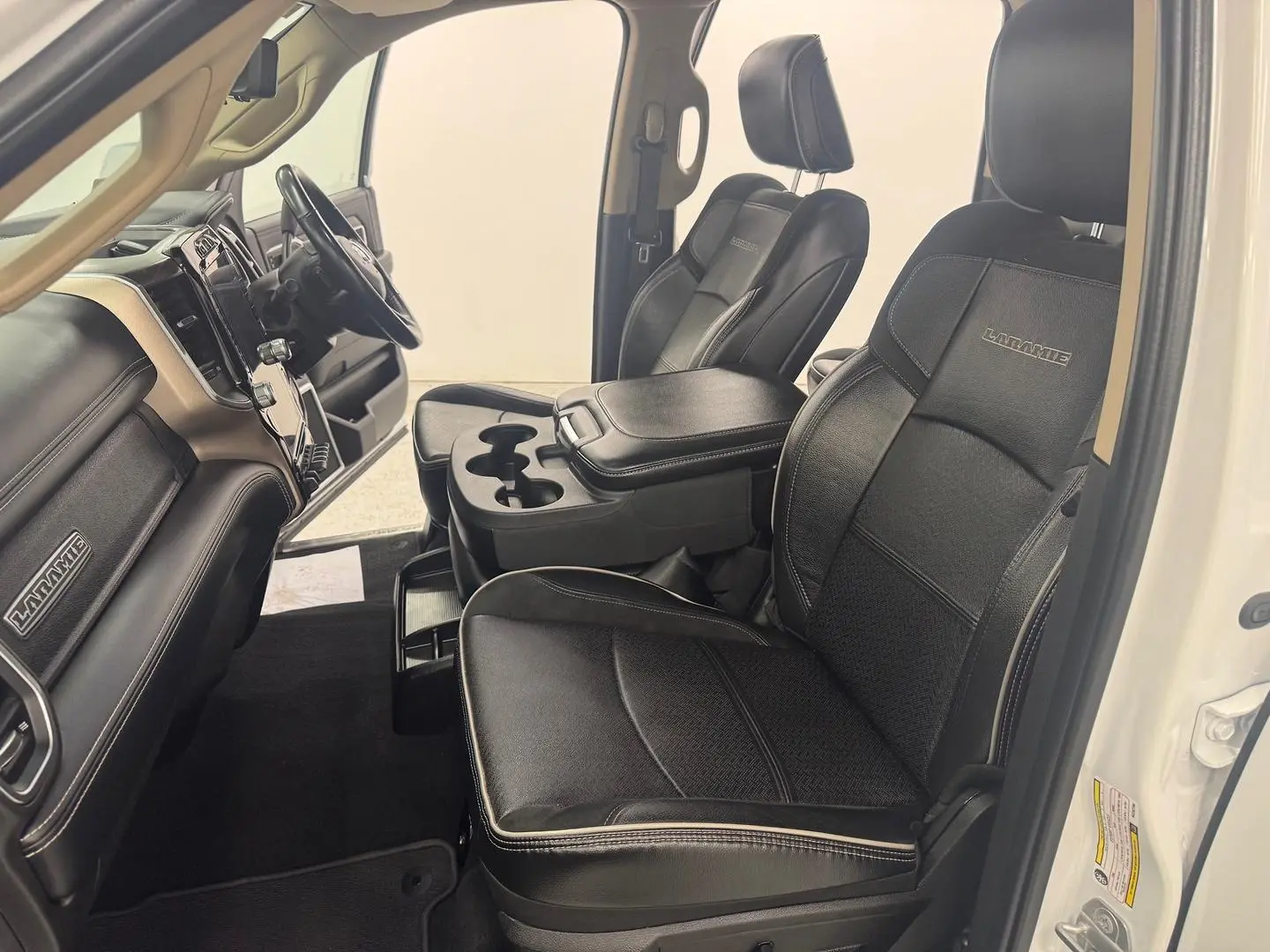 2022 RAM 2500 Gallery Image 31
