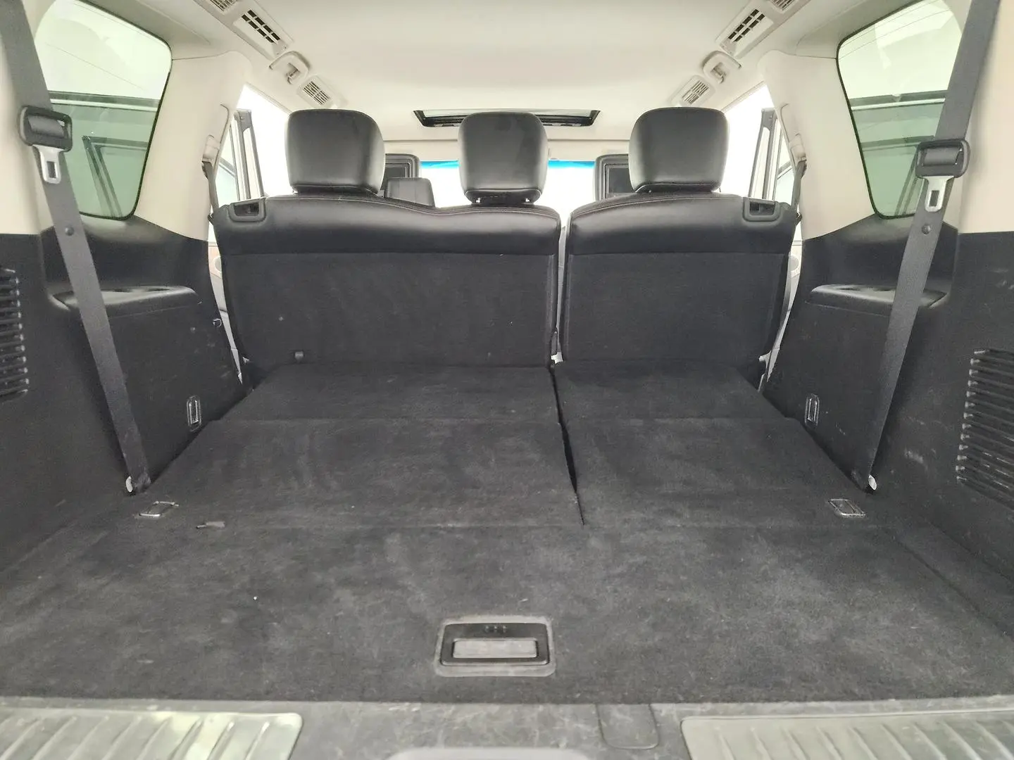 2016 Nissan Patrol Gallery Image 20