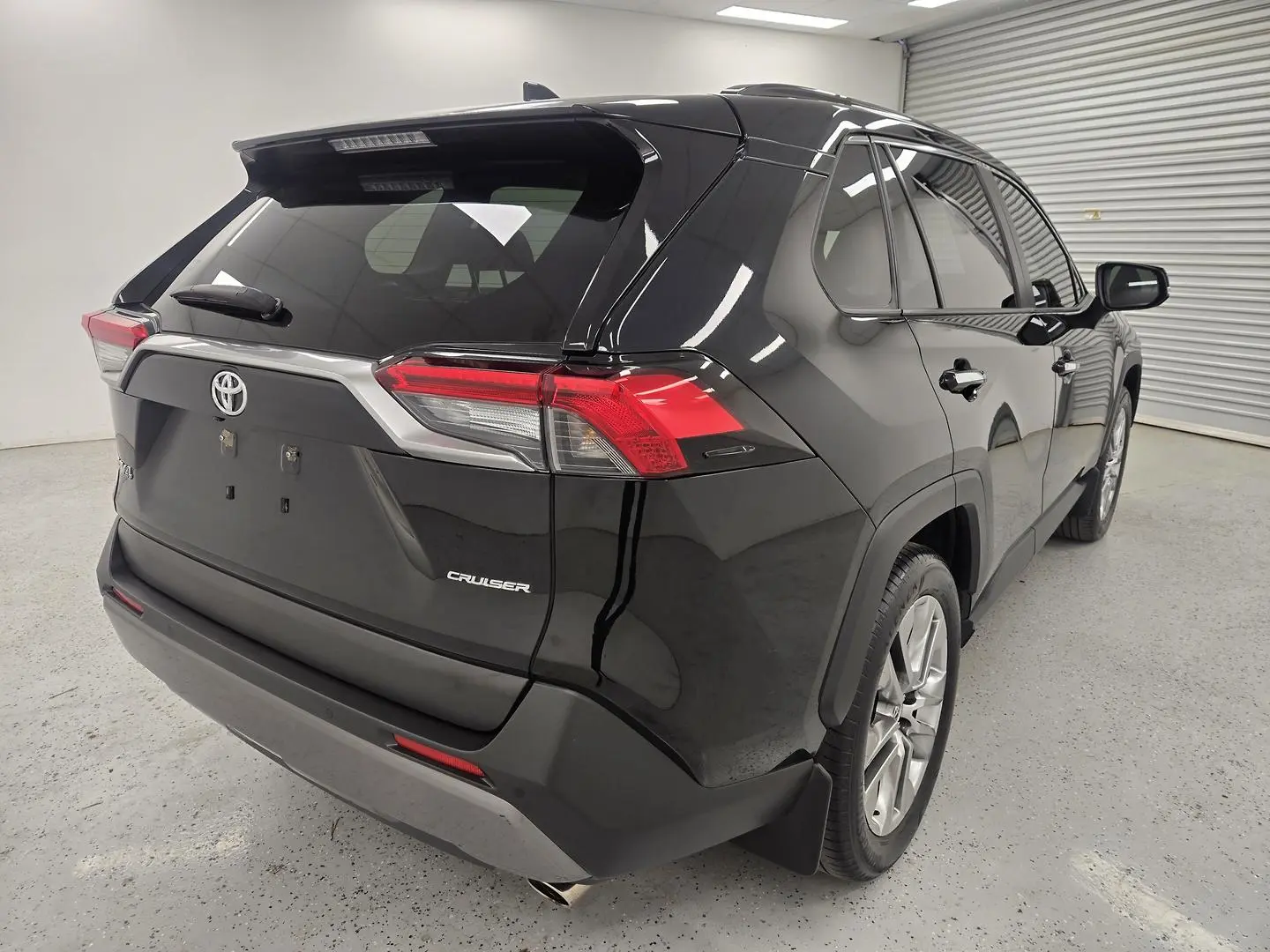 2021 Toyota Rav4 Gallery Image 3