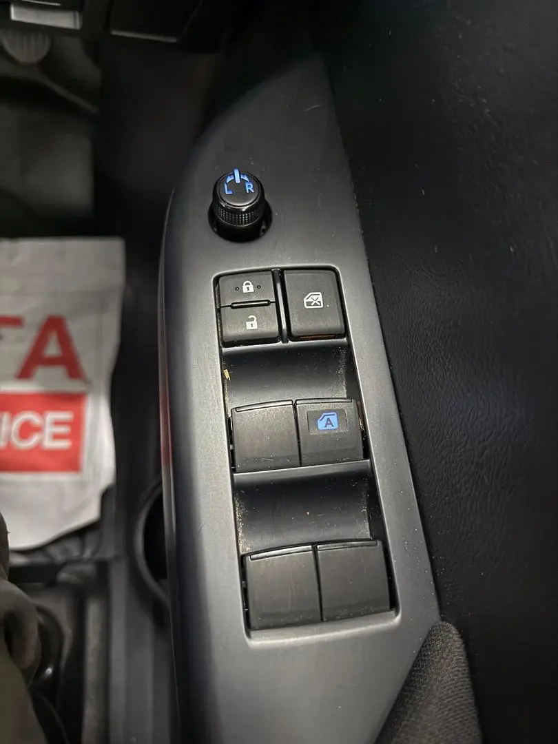 2023 Toyota Hilux Gallery Image 31