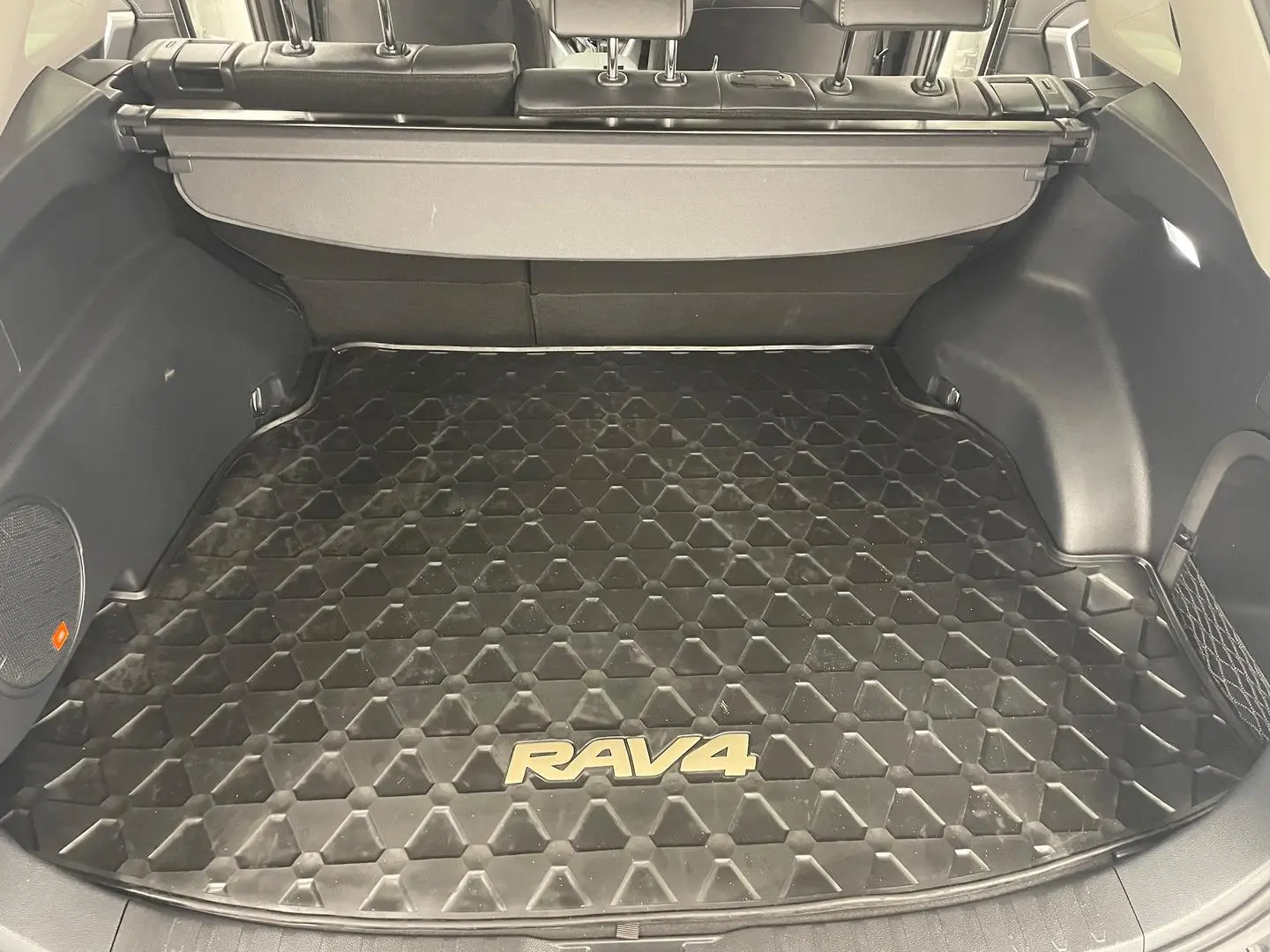 2022 Toyota RAV4 Gallery Image 20
