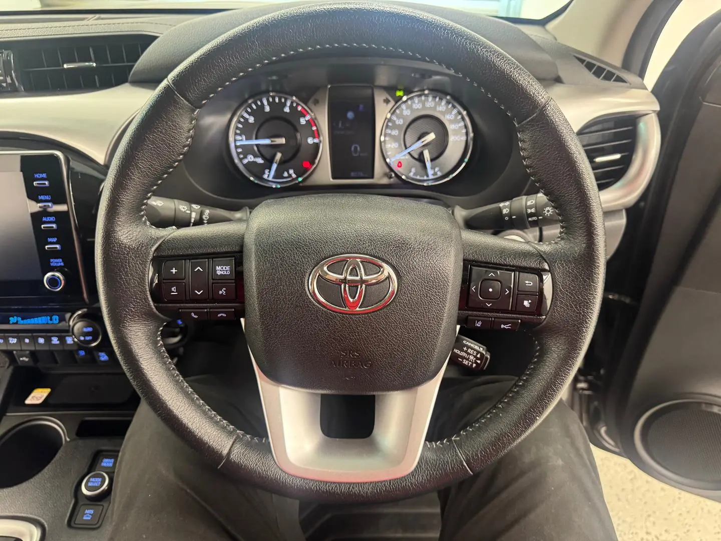 2025 Toyota Hilux Gallery Image 20