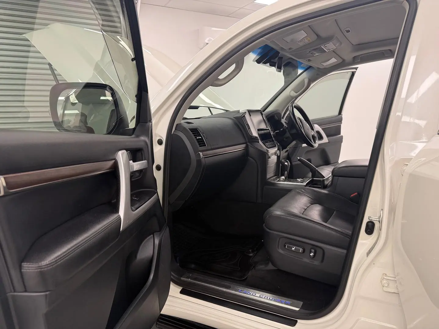 2019 Toyota Landcruiser Gallery Image 10