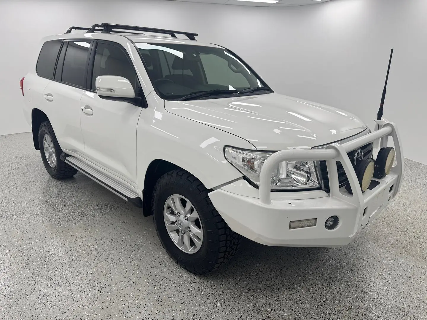2015 Toyota Landcruiser Image