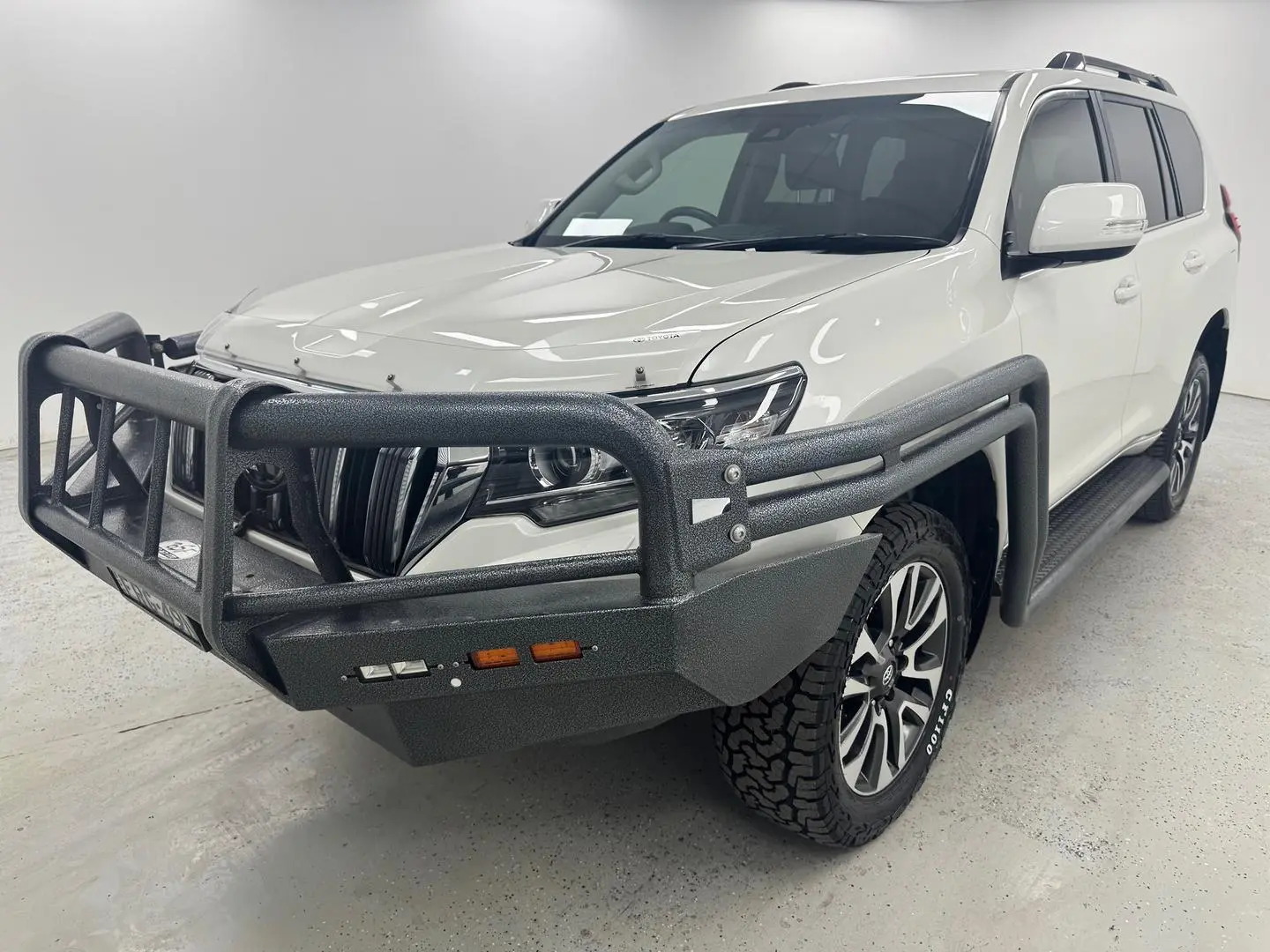2023 Toyota Landcruiser Prado Gallery Image 6
